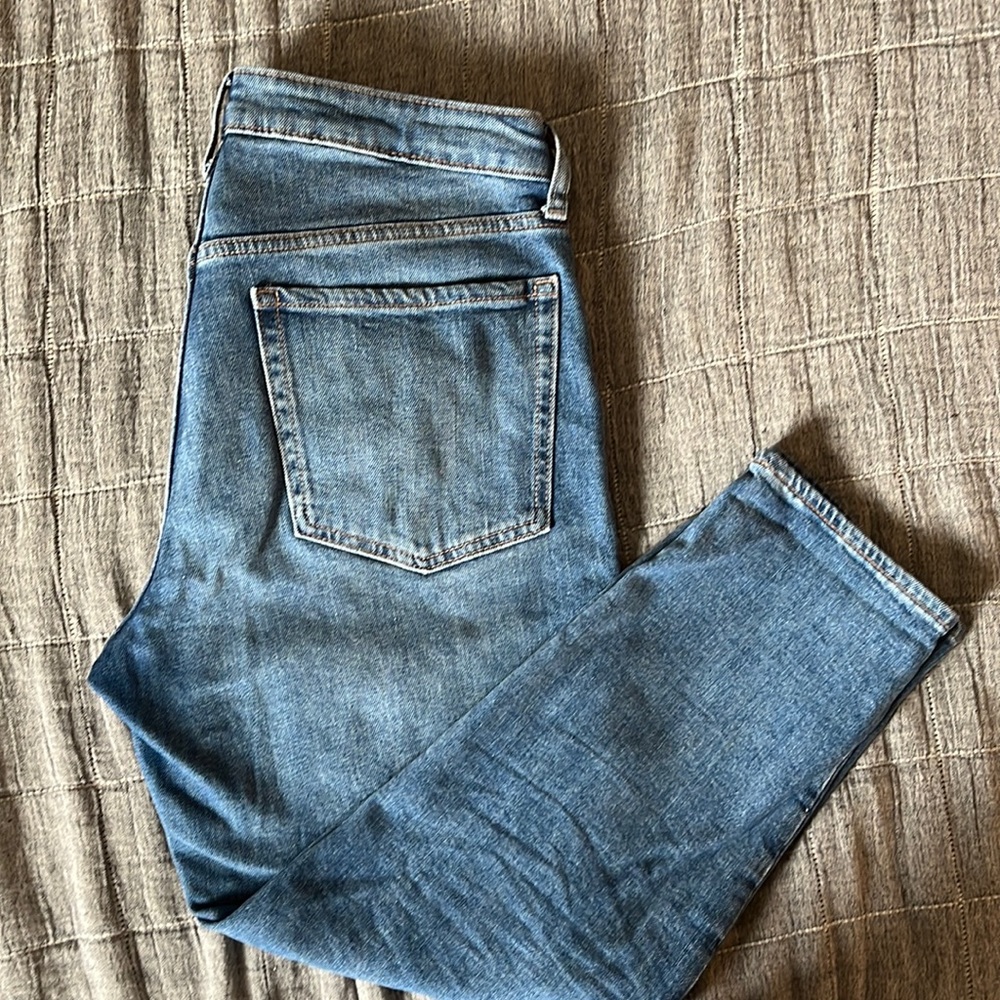 Old Navy High Rise OG Straight Jeans